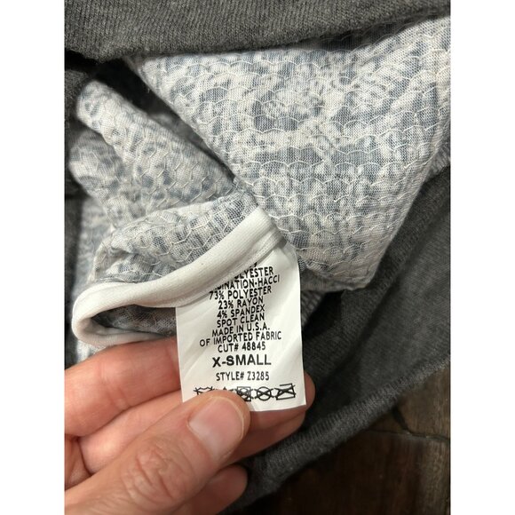 Kaktus NWT Sequined Abstract Animal Print Sweatshirt Grey Ribbed Cuffs Hem Sz XS - Picture 8 of 10